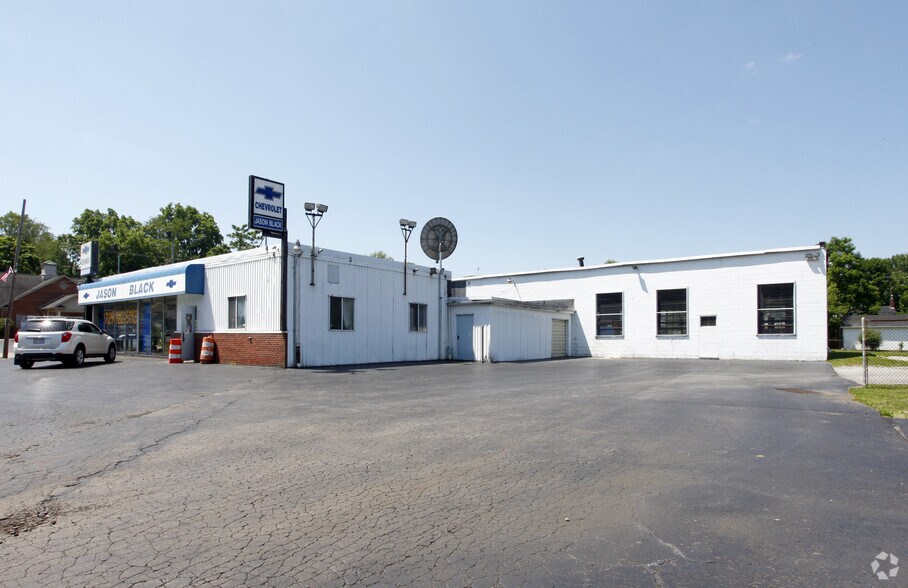 More Photos Of 12 W Main St, Sharpsville Auto Dealership For Sale