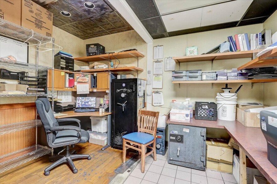 More Photos Of 10950 W Good Hope Rd, Milwaukee Restaurant For Sale
