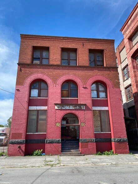 More Photos Of 53 Canal St, Rochester Manufacturing For Lease