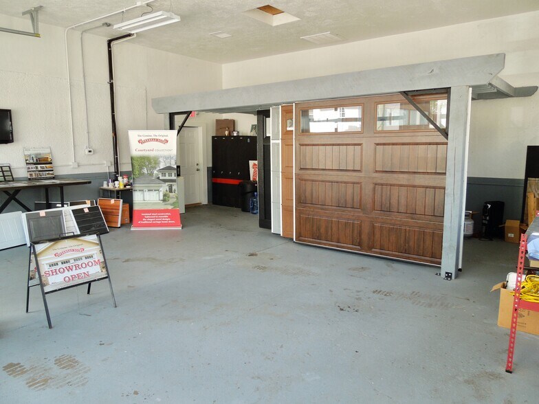 More Photos Of 32 Samoset St, Plymouth Storefront Retail Office For Lease