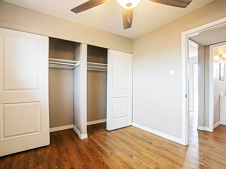 More Photos Of 8718 Lawson Dr, El Paso Apartments For Sale