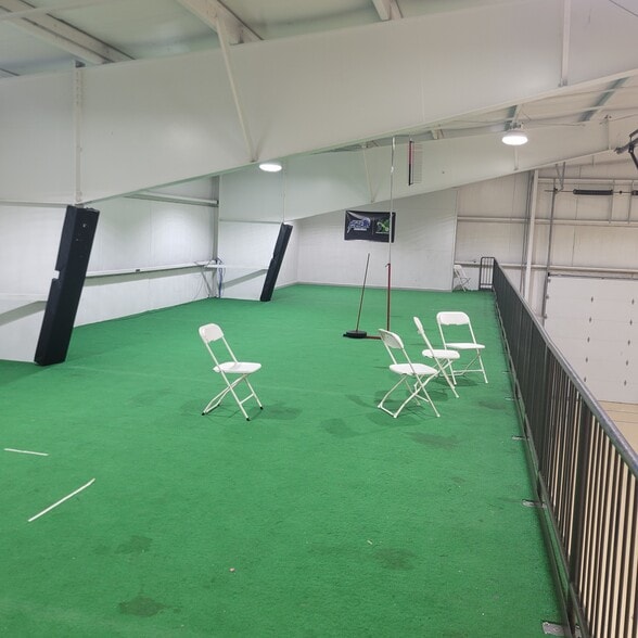 More Photos Of 3055 Shirley Dr, Jackson Freestanding For Sale