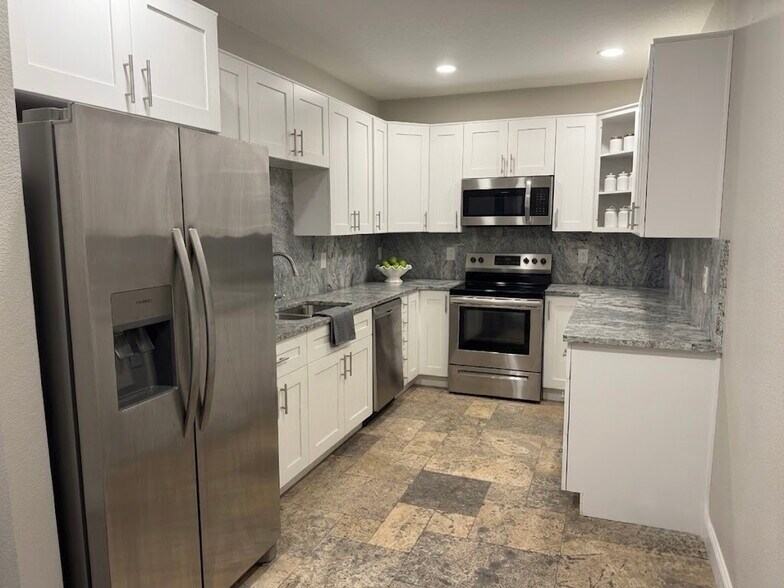 More Photos Of 8635 W Goodman Ln, Homosassa Industrial For Sale