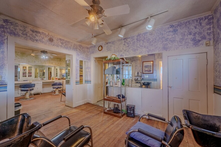 More Photos Of 101 W National Rd, Englewood Freestanding For Sale