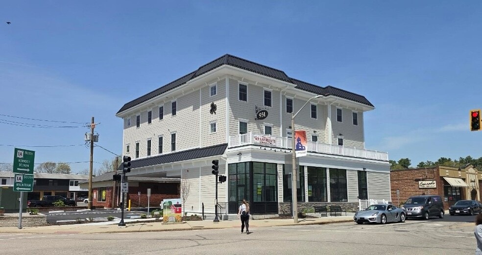 Primary Photo Of 931 Main St, Walpole General Retail For Lease