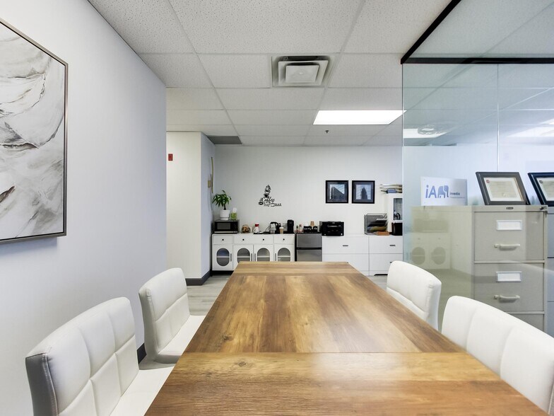 More Photos Of 1100 S Service Rd, Stoney Creek Office For Sale