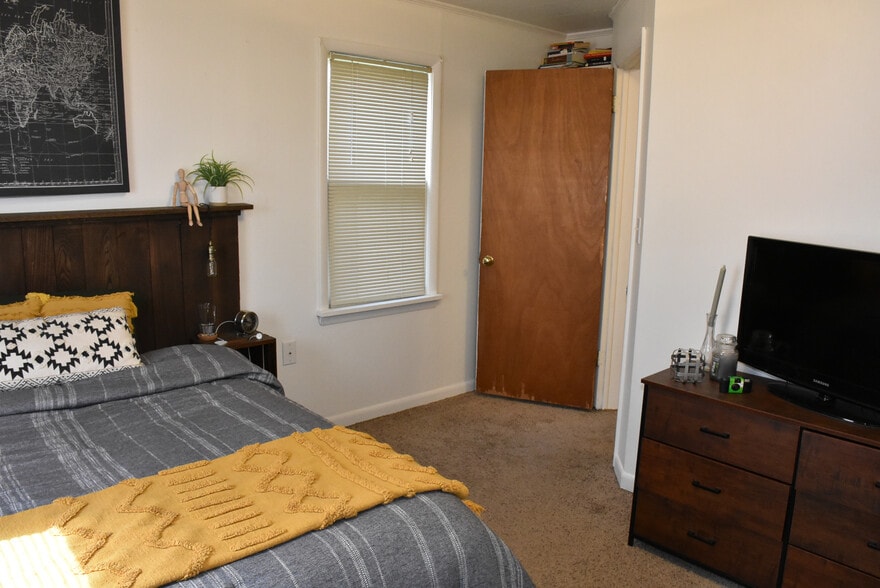 More Photos Of 25141 State St, Meadville Multifamily For Sale