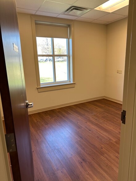 More Photos Of 101 Financial Dr, Elizabethtown Medical For Lease