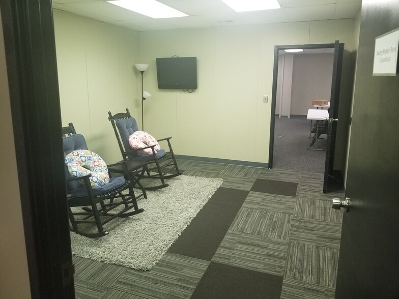 More Photos Of 6800 N Bryant Ave, Oklahoma City Religious Facility For Sale