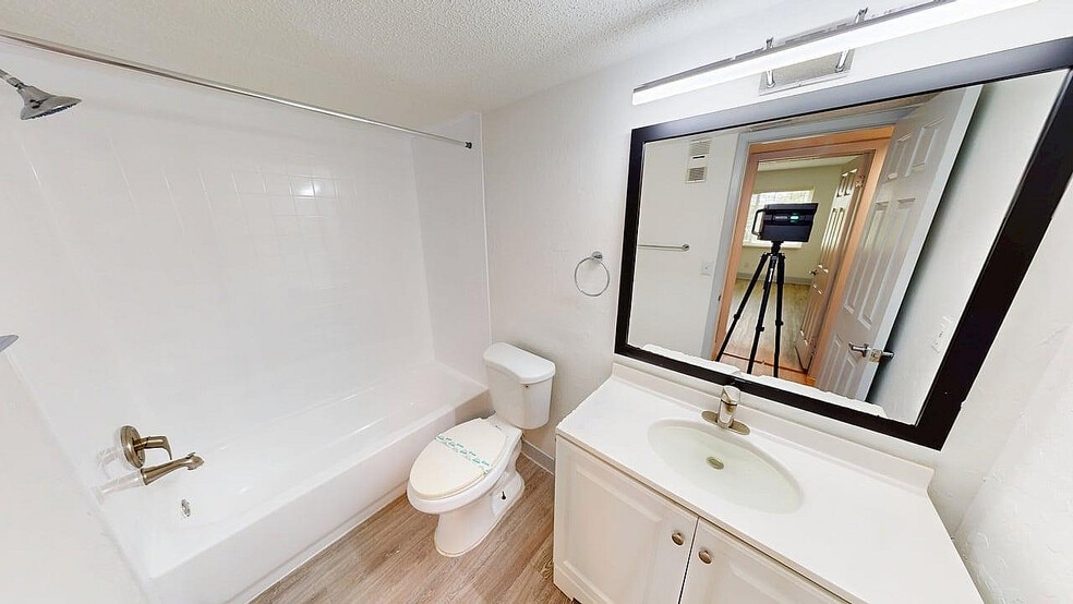 More Photos Of 120 47th Ave N, Saint Petersburg Apartments For Sale