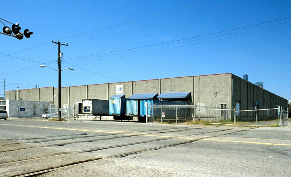 More Photos Of 1762 6th Ave S, Seattle Truck Terminal For Lease