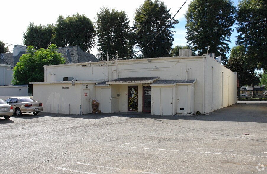 More Photos Of 812 N Euclid Ave, Ontario Storefront For Lease