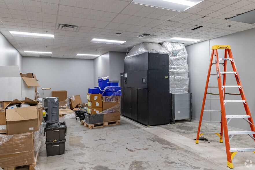More Photos Of 981 Industrial Park Rd, Columbia Manufacturing For Lease