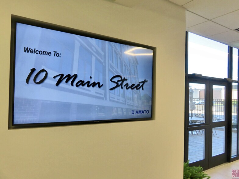 More Photos Of 10 Main St, Bristol Office For Lease