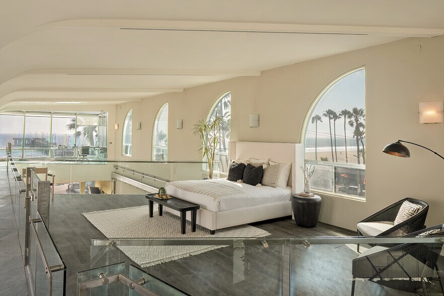 More Photos Of 3111 Ocean Front Walk, Marina Del Rey Apartments For Sale
