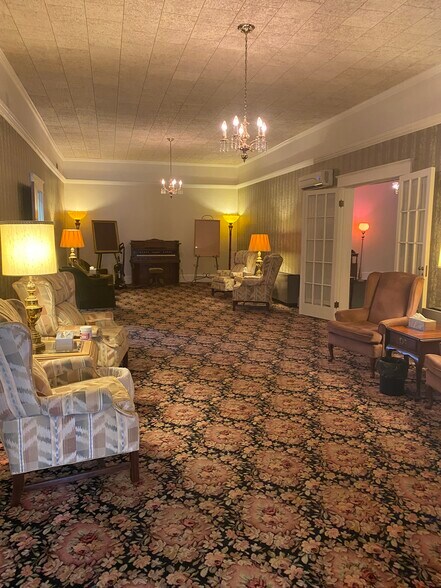 More Photos Of 268/270 Young St, Wilson Office For Lease