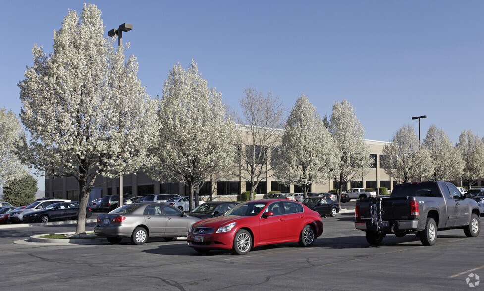 More Photos Of 10713 S Jordan, South Jordan Office For Lease