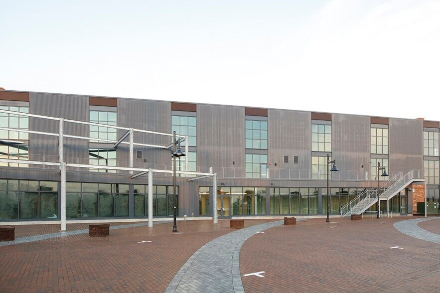 More Photos Of 1640 Meeting Street Rd, Charleston Office For Lease