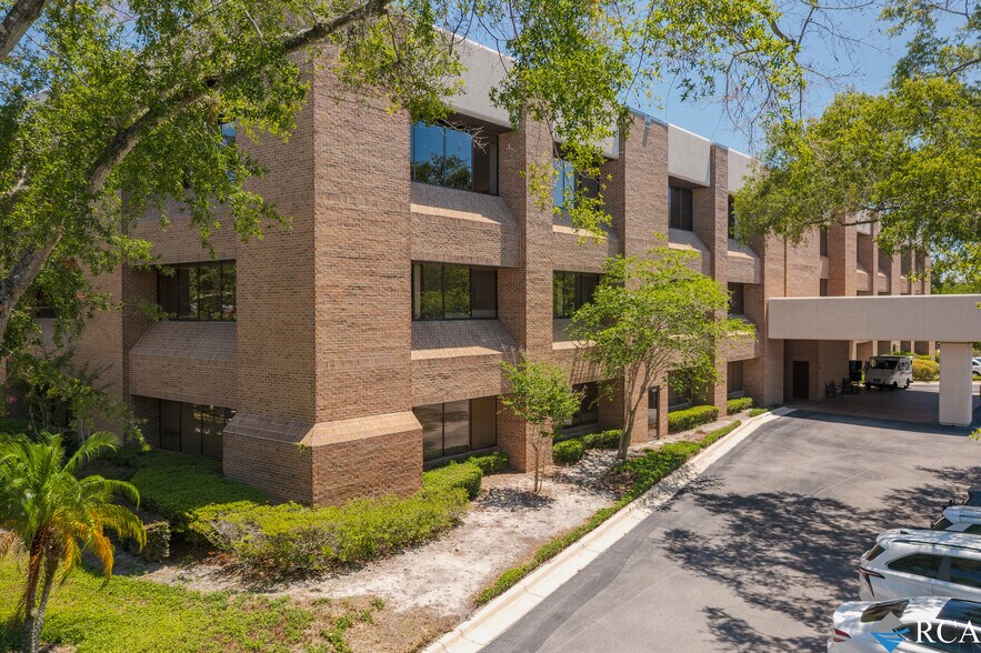 More Photos Of 341 N Maitland Ave, Maitland Office For Lease