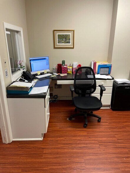 More Photos Of 69 Pondfield Rd, Bronxville Office For Sale