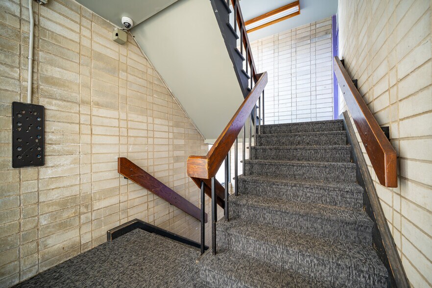 More Photos Of 1102 Salem Ave, Dayton Apartments For Sale