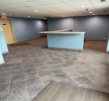 More Photos Of 441 E Plainfield Rd, Countryside Warehouse For Sale