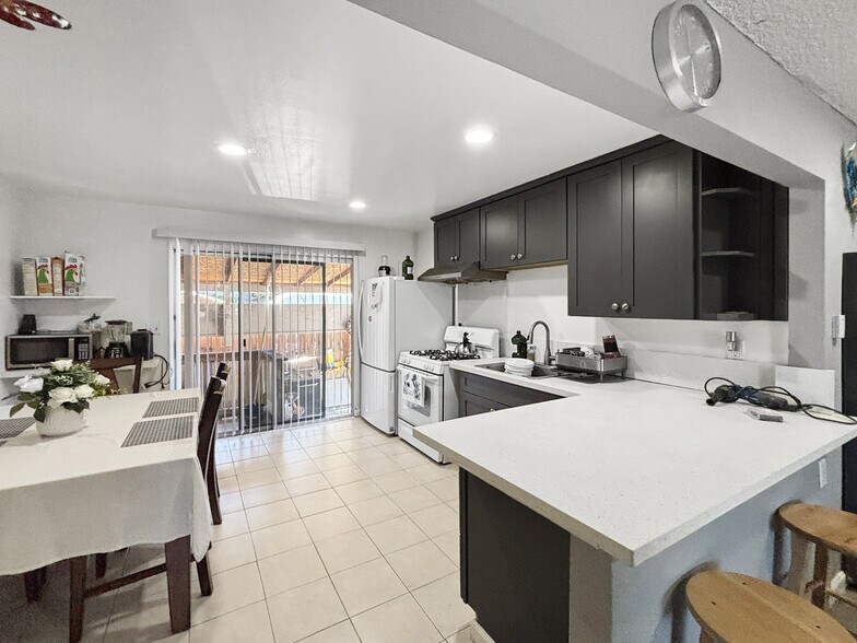 More Photos Of 19477 Meekland Ave, Cherryland Multifamily For Sale