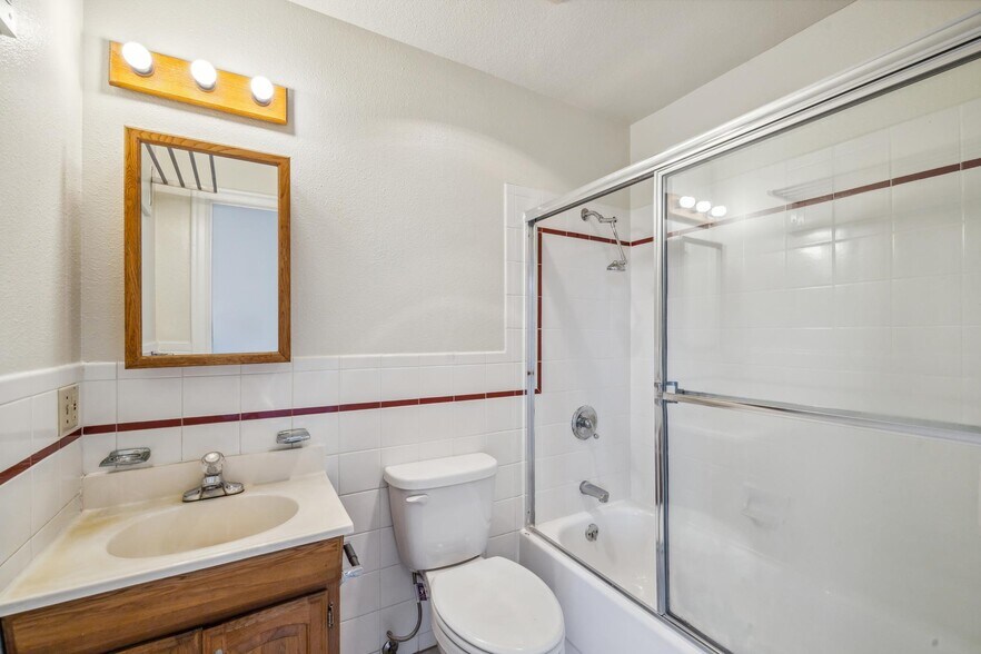 More Photos Of 1401-1405 Church St, San Francisco Apartments For Sale