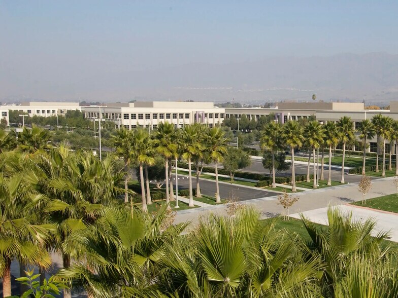 More Photos Of 680 N McCarthy Blvd, Milpitas Unknown For Lease