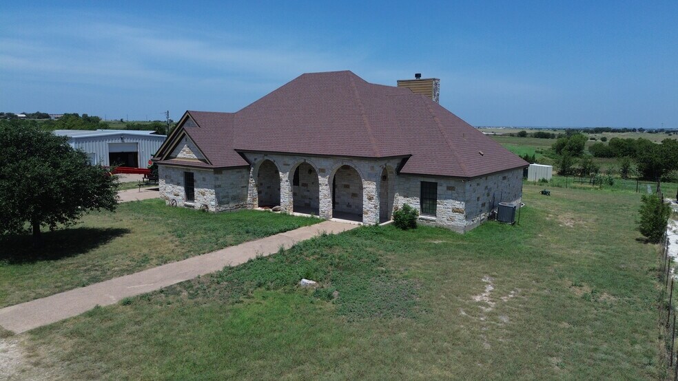 More Photos Of 701 County Road 107, Georgetown Specialty For Lease