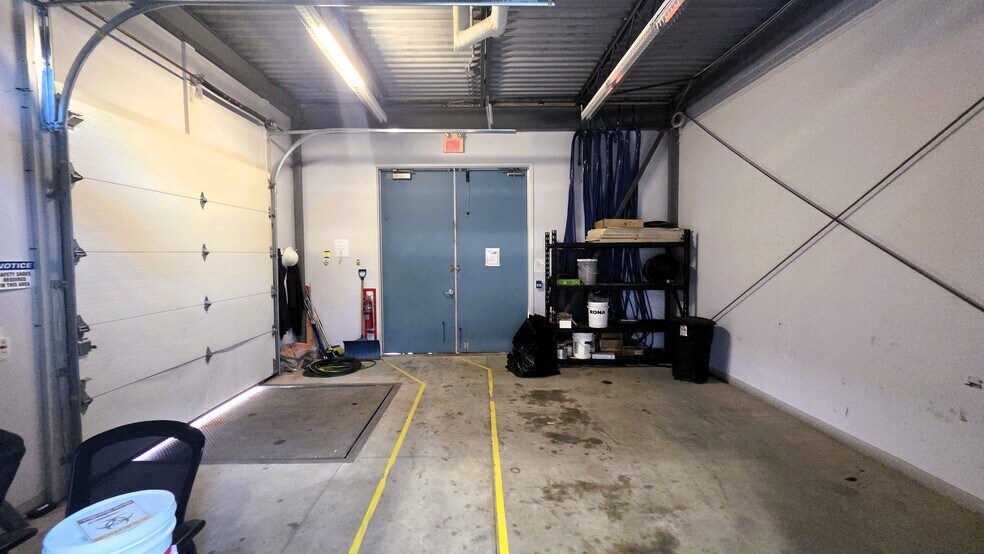 More Photos Of 20 Hyperion Crt, Kingston Office For Lease