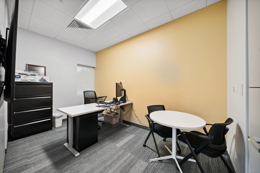 More Photos Of 1005 Viera Blvd, Rockledge Office For Lease