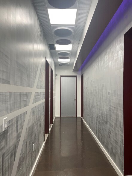 More Photos Of 585 Pine Ave, Long Beach Apartments For Lease