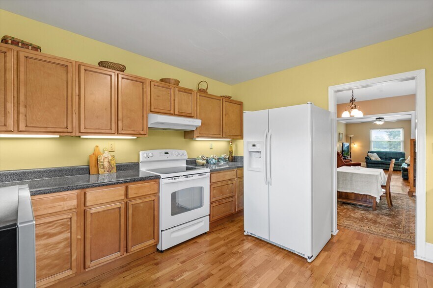 More Photos Of 129-131 Elizabeth St, Athens Lodge Meeting Hall For Sale