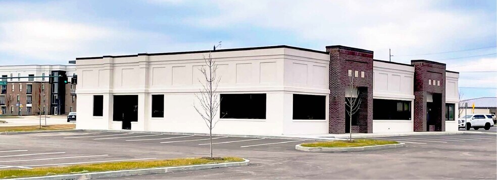 More Photos Of 8933-8941 Technology Dr, Fishers Medical For Lease