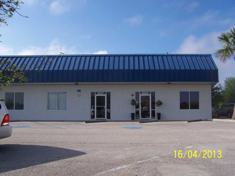 More Photos Of 8251-8259 Blaikie Ct, Sarasota Light Manufacturing For Lease
