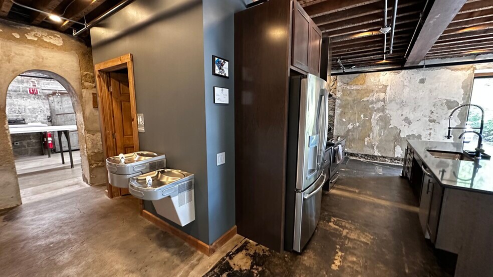 More Photos Of 225 Ferry St, Easton Office Residential For Lease