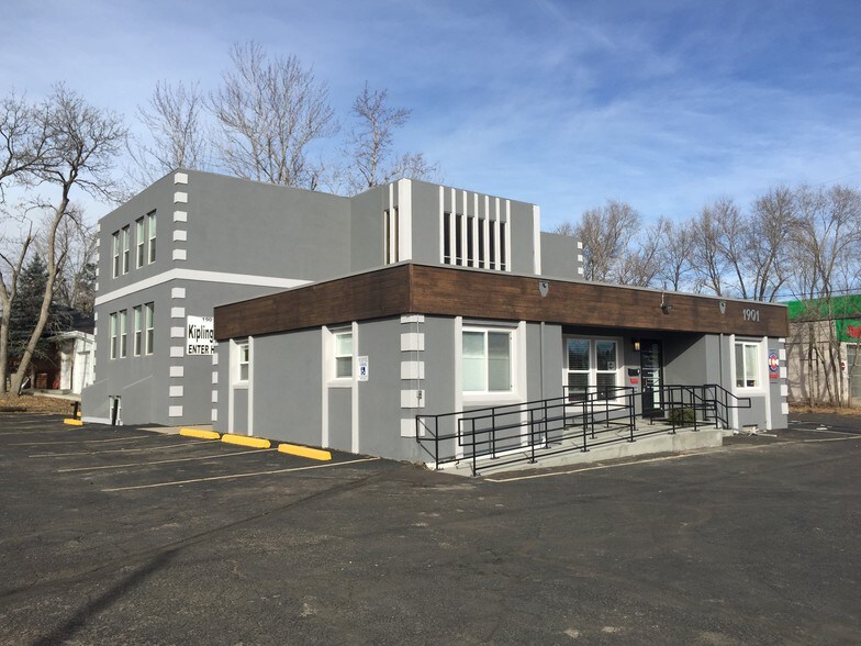 More Photos Of 1901 Kipling St, Lakewood Office For Sale