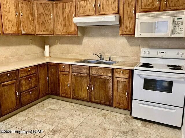 More Photos Of 64 Foster Ave, Freeland Freestanding For Sale