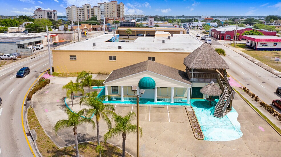 More Photos Of 117-137 Hughlett Ave, Cocoa General Retail For Sale