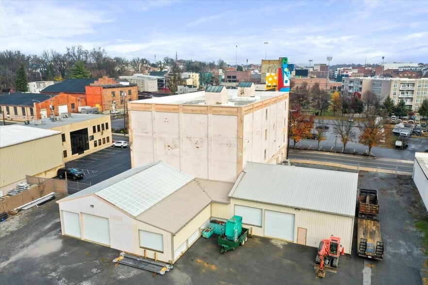 More Photos Of 87 W Lee St, Hagerstown Office For Sale
