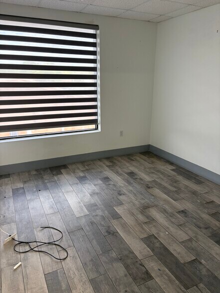More Photos Of 4330 Sheridan St, Hollywood Medical For Sale