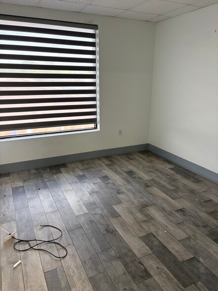 More Photos Of 4330 Sheridan St, Hollywood Medical For Sale