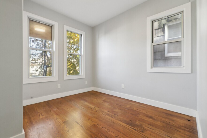 More Photos Of 112 Duncan Ave, Jersey City Apartments For Sale