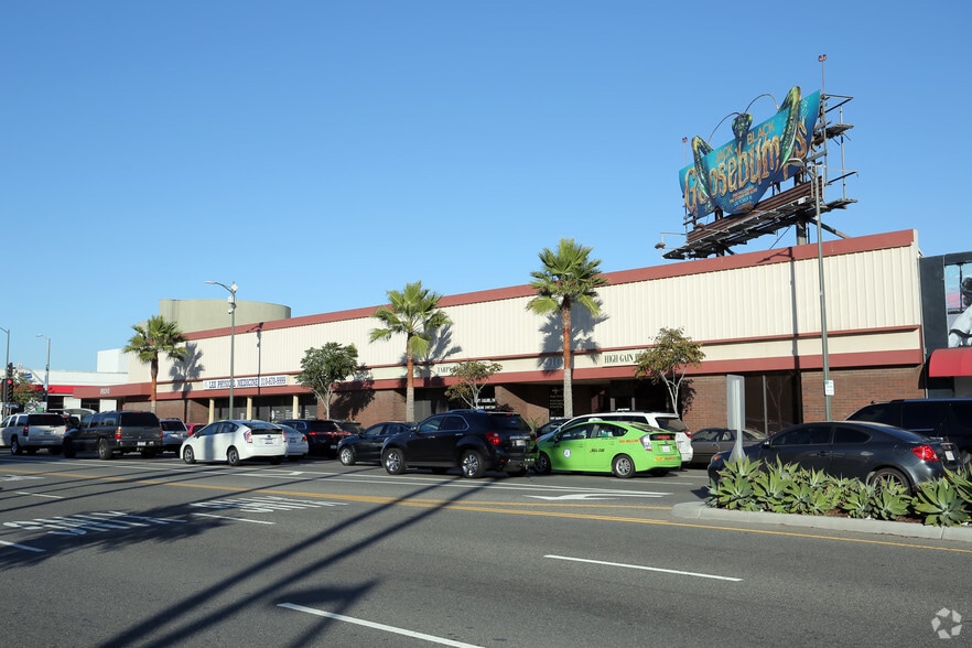 More Photos Of 9100 S Sepulveda Blvd, Los Angeles Office For Lease