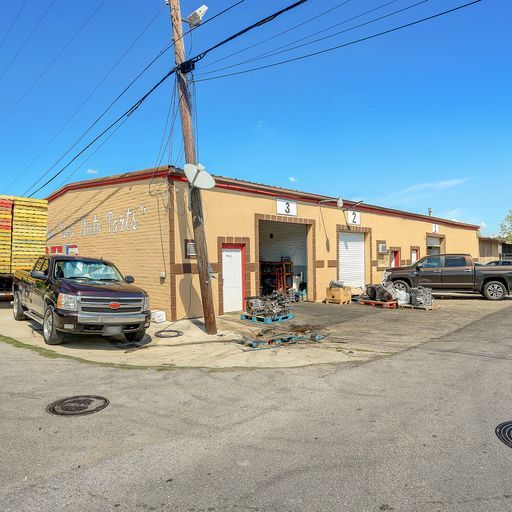 More Photos Of 9142 Scranton St, Houston Warehouse For Sale