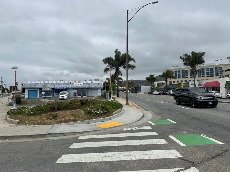 More Photos Of 2834 E Main St, Ventura General Retail For Sale