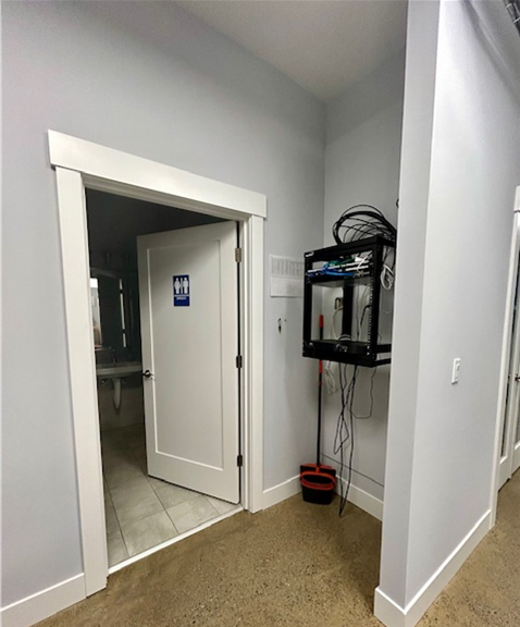 More Photos Of 12421 State Ave, Marysville Office Residential For Lease