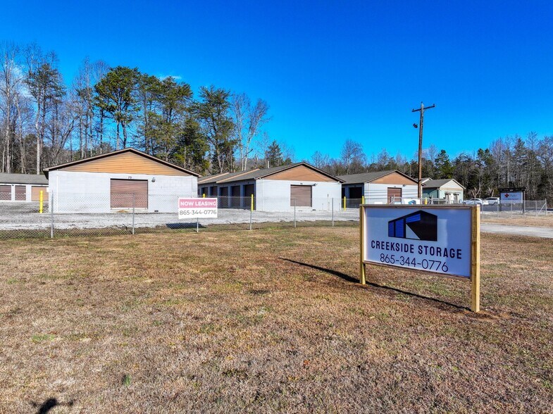 Primary Photo Of 3010 Roane State hwy, Harriman Self Storage For Sale