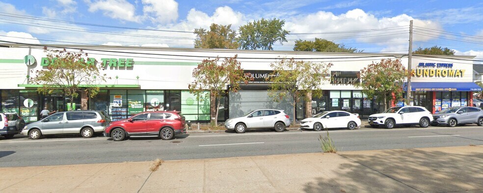 More Photos Of 10801 Atlantic Ave, Richmond Hill Freestanding For Sale